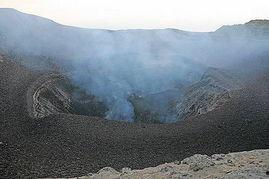 火山口